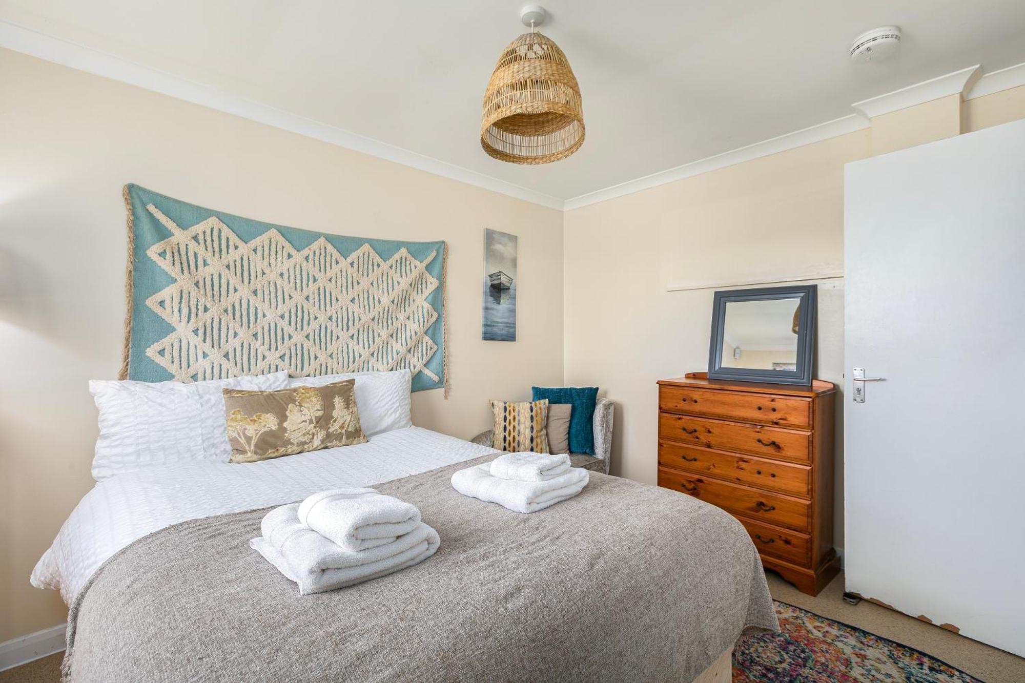 Rural Lodge Stay In Windsor! Hot Tub! Sleeps 20 Bray Dış mekan fotoğraf