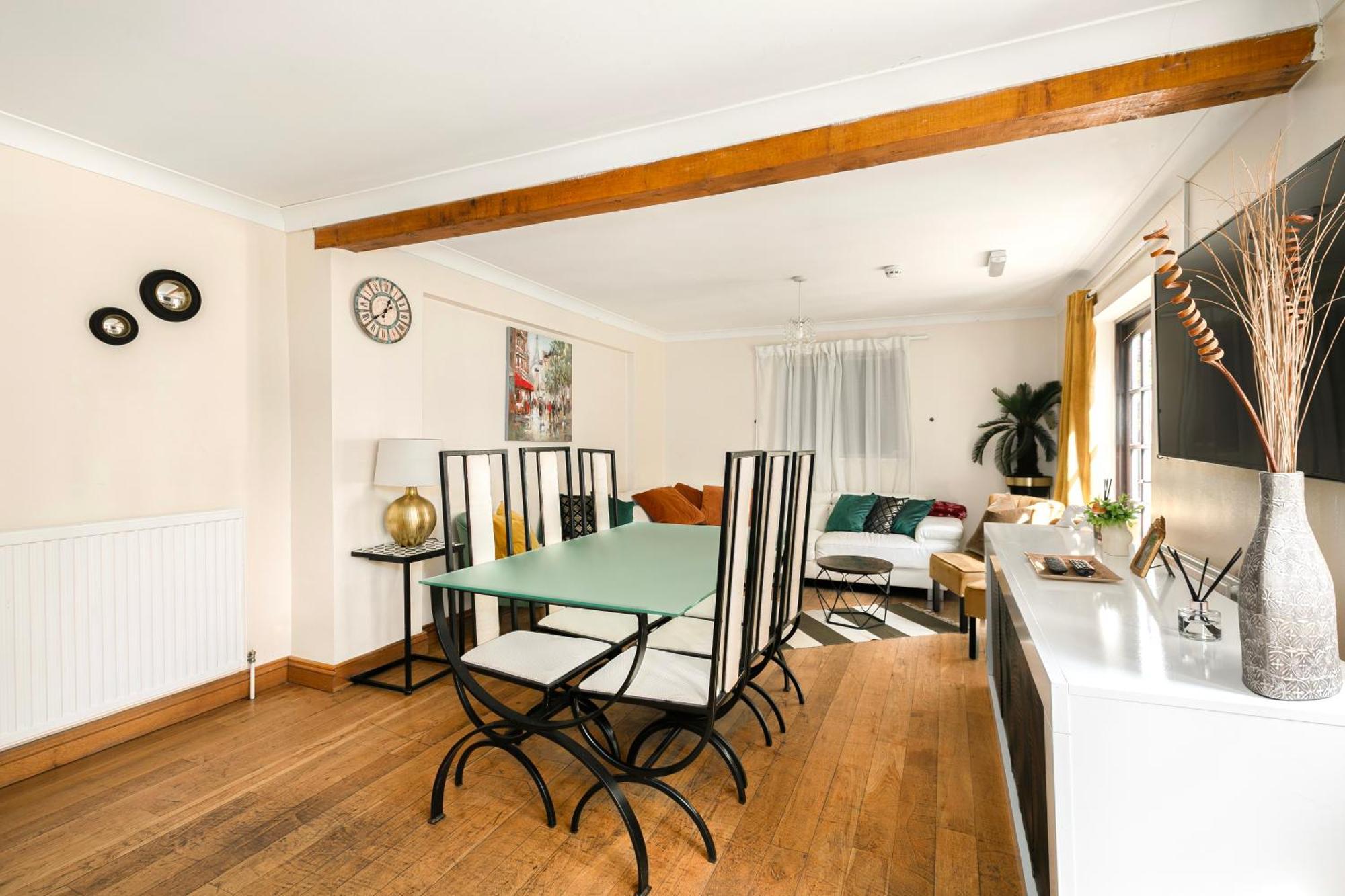 Rural Lodge Stay In Windsor! Hot Tub! Sleeps 20 Bray Dış mekan fotoğraf